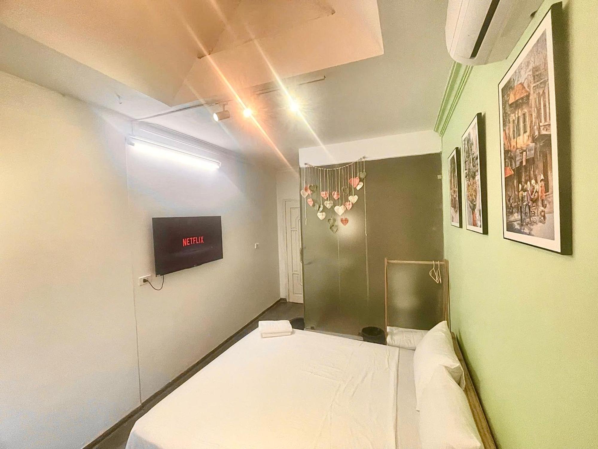 Sora 3 Bedroom Balcony Apartment *